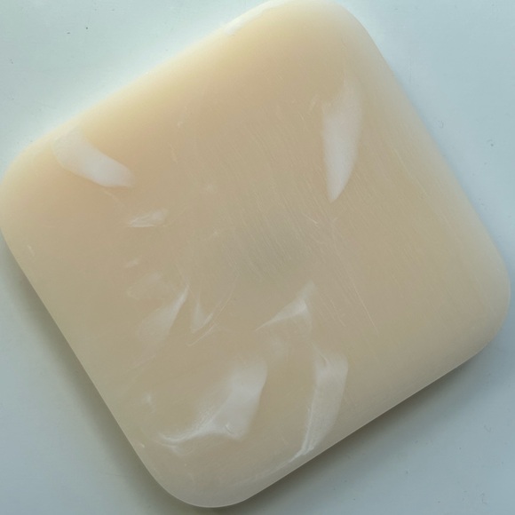 RIRIKU resin coaster set of 4 - Picture 2 of 5